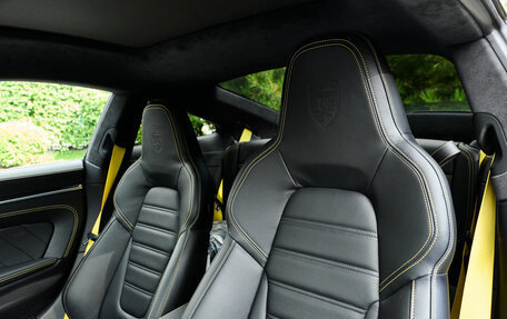Porsche 911, 2020 год, 29 000 000 рублей, 13 фотография