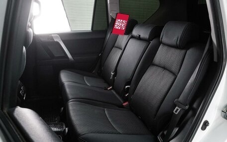 Toyota Land Cruiser Prado 150 рестайлинг 2, 2014 год, 2 949 000 рублей, 9 фотография