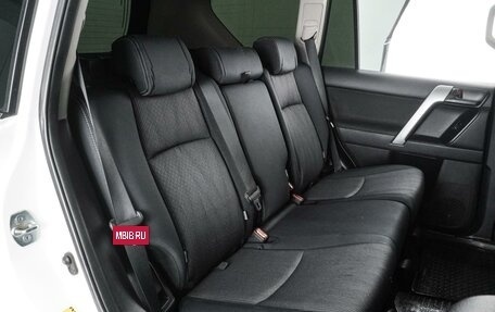 Toyota Land Cruiser Prado 150 рестайлинг 2, 2014 год, 2 949 000 рублей, 7 фотография