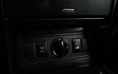 Toyota Land Cruiser Prado 150 рестайлинг 2, 2014 год, 2 949 000 рублей, 22 фотография