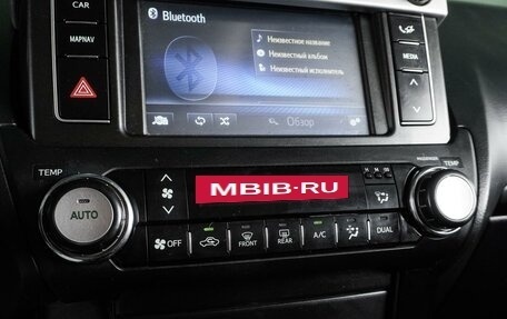 Toyota Land Cruiser Prado 150 рестайлинг 2, 2014 год, 2 949 000 рублей, 21 фотография