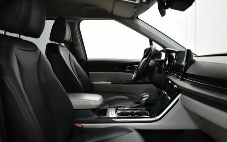 KIA Carnival, 2022 год, 3 950 000 рублей, 17 фотография