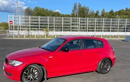 BMW 1 серия, 2010 год, 890 000 рублей, 3 фотография