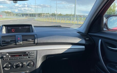 BMW 1 серия, 2010 год, 890 000 рублей, 15 фотография