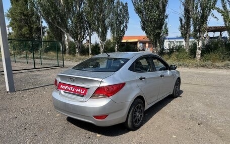 Hyundai Solaris II рестайлинг, 2014 год, 375 000 рублей, 4 фотография