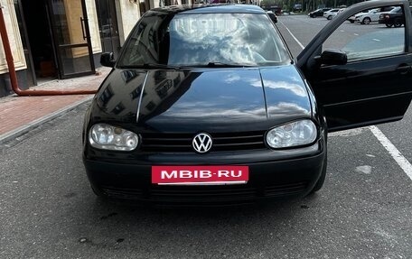 Volkswagen Golf IV, 2002 год, 330 000 рублей, 2 фотография