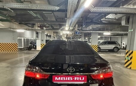 Toyota Camry, 2017 год, 2 730 000 рублей, 3 фотография