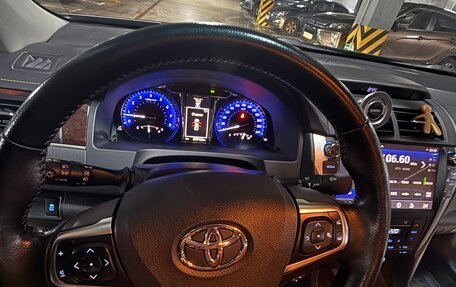 Toyota Camry, 2017 год, 2 730 000 рублей, 11 фотография