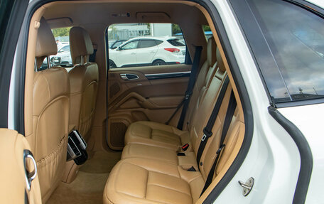 Porsche Cayenne III, 2015 год, 3 038 000 рублей, 8 фотография