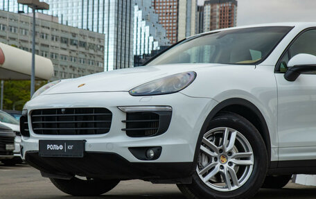 Porsche Cayenne III, 2015 год, 3 038 000 рублей, 19 фотография