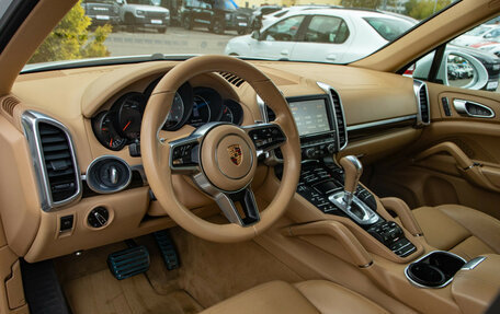 Porsche Cayenne III, 2015 год, 3 038 000 рублей, 18 фотография