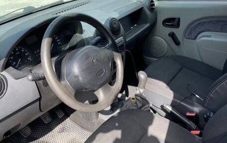Renault Logan I, 2006 год, 320 000 рублей, 3 фотография