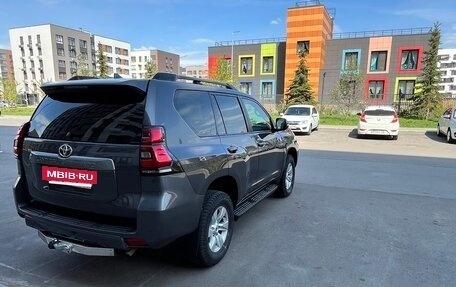 Toyota Land Cruiser Prado 150 рестайлинг 2, 2018 год, 4 850 000 рублей, 6 фотография