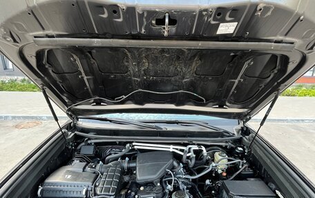 Toyota Land Cruiser Prado 150 рестайлинг 2, 2018 год, 4 850 000 рублей, 22 фотография