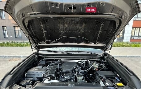 Toyota Land Cruiser Prado 150 рестайлинг 2, 2018 год, 4 850 000 рублей, 23 фотография