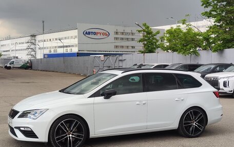 SEAT Leon Cupra III, 2019 год, 3 300 000 рублей, 2 фотография