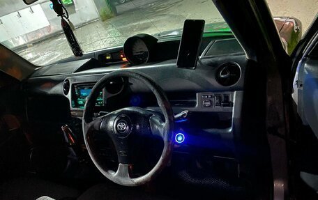 Toyota bB I рестайлинг, 2001 год, 240 000 рублей, 6 фотография