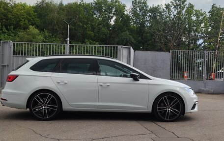 SEAT Leon Cupra III, 2019 год, 3 300 000 рублей, 7 фотография