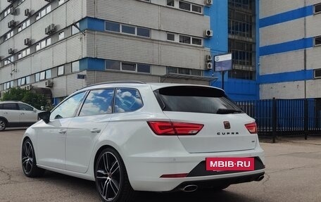 SEAT Leon Cupra III, 2019 год, 3 300 000 рублей, 4 фотография