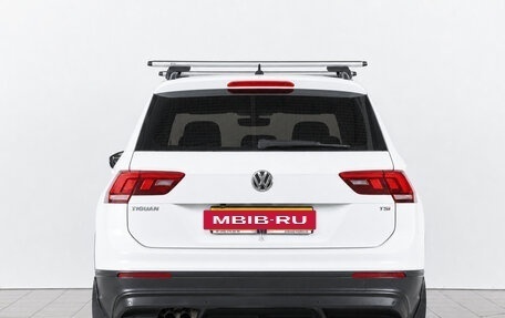 Volkswagen Tiguan II, 2017 год, 2 129 000 рублей, 5 фотография