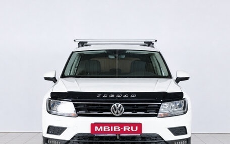 Volkswagen Tiguan II, 2017 год, 2 129 000 рублей, 2 фотография