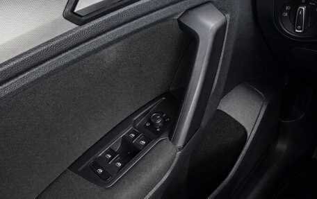 Volkswagen Tiguan II, 2017 год, 2 129 000 рублей, 11 фотография
