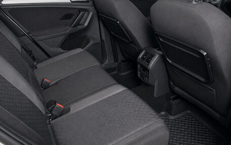 Volkswagen Tiguan II, 2017 год, 2 129 000 рублей, 15 фотография
