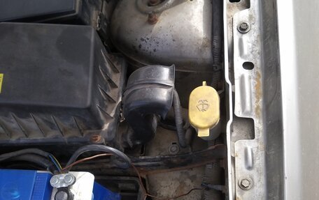 Ford Focus IV, 2003 год, 110 000 рублей, 2 фотография