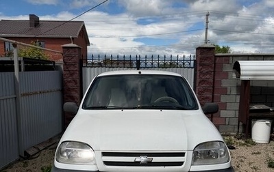 Chevrolet Niva I рестайлинг, 2003 год, 220 000 рублей, 1 фотография