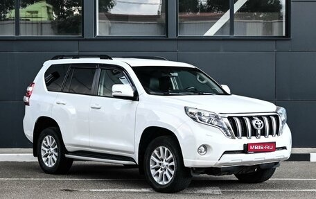 Toyota Land Cruiser Prado 150 рестайлинг 2, 2013 год, 3 150 000 рублей, 1 фотография