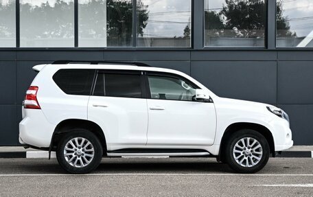 Toyota Land Cruiser Prado 150 рестайлинг 2, 2013 год, 3 150 000 рублей, 5 фотография