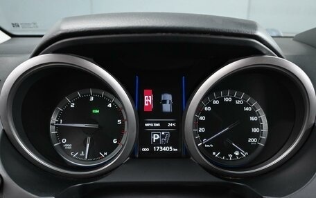 Toyota Land Cruiser Prado 150 рестайлинг 2, 2013 год, 3 150 000 рублей, 21 фотография