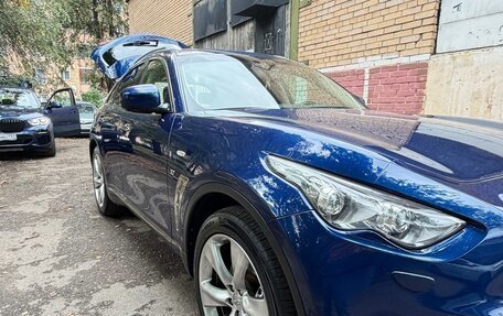 Infiniti QX70, 2014 год, 2 500 000 рублей, 4 фотография