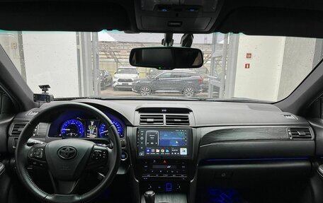 Toyota Camry, 2017 год, 2 440 000 рублей, 8 фотография