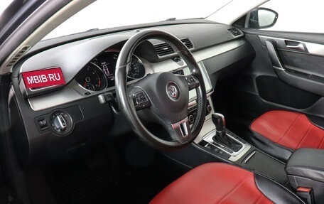 Volkswagen Passat B7, 2011 год, 759 000 рублей, 9 фотография