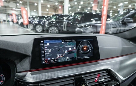 BMW 5 серия, 2018 год, 2 999 700 рублей, 22 фотография