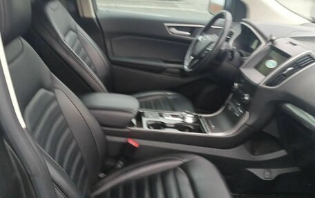 Ford Edge II рестайлинг, 2019 год, 1 950 000 рублей, 10 фотография