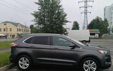 Ford Edge II рестайлинг, 2019 год, 1 950 000 рублей, 2 фотография