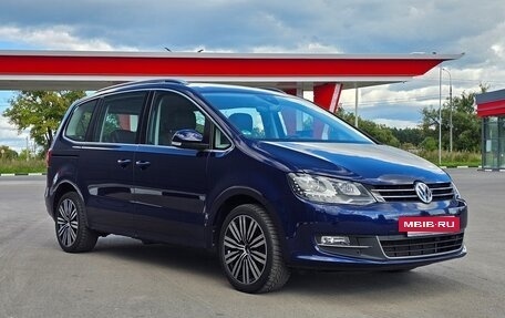 Volkswagen Sharan II, 2021 год, 2 410 000 рублей, 3 фотография