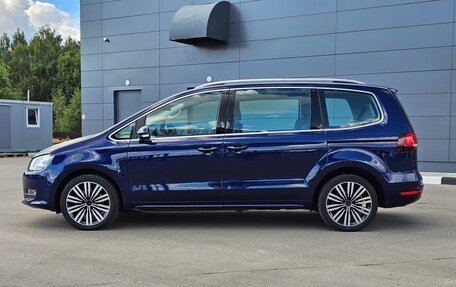 Volkswagen Sharan II, 2021 год, 2 410 000 рублей, 7 фотография