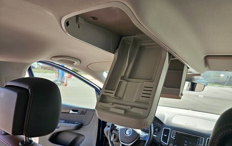 Volkswagen Sharan II, 2021 год, 2 410 000 рублей, 16 фотография
