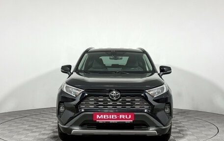 Toyota RAV4, 2021 год, 2 830 000 рублей, 2 фотография