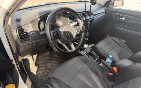 KIA Rio IV, 2018 год, 1 400 000 рублей, 5 фотография