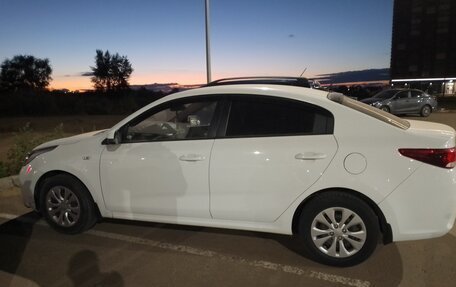 KIA Rio IV, 2017 год, 750 000 рублей, 3 фотография