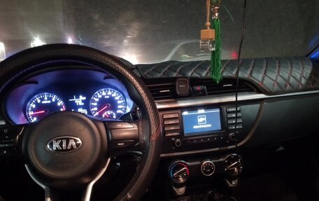 KIA Rio IV, 2017 год, 750 000 рублей, 10 фотография