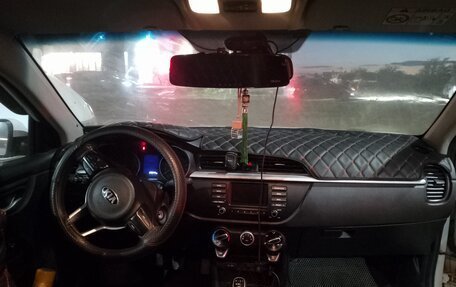 KIA Rio IV, 2017 год, 750 000 рублей, 9 фотография