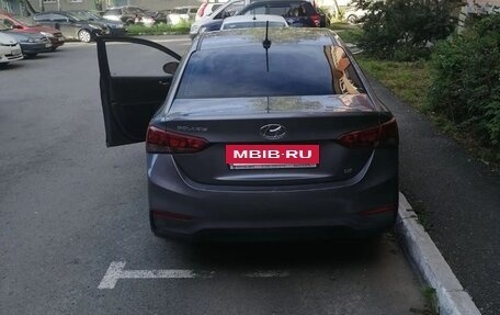 Hyundai Solaris II рестайлинг, 2018 год, 1 200 000 рублей, 2 фотография