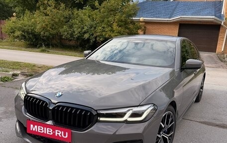 BMW 5 серия, 2020 год, 5 100 000 рублей, 3 фотография