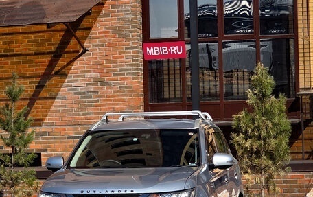 Mitsubishi Outlander III рестайлинг 3, 2017 год, 2 740 000 рублей, 38 фотография
