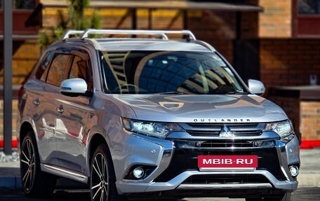 Mitsubishi Outlander III рестайлинг 3, 2017 год, 2 740 000 рублей, 35 фотография
